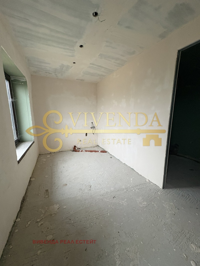 Продава КЪЩА, с. Гривица, област Плевен, снимка 11 - Къщи - 53322764