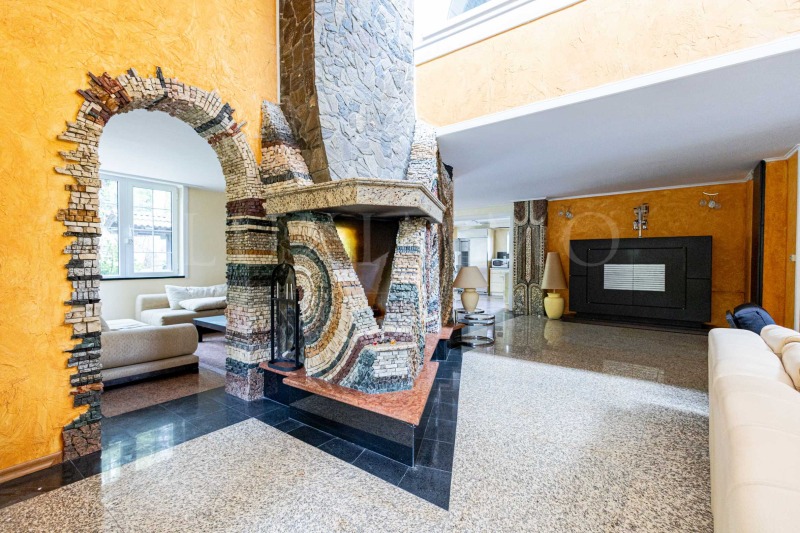 Продава КЪЩА, гр. София, в.з.Киноцентъра, снимка 3 - Къщи - 52214774