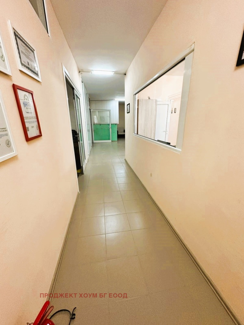 Продава  Склад област Бургас , к.к. Слънчев бряг , 280 кв.м | 93674746 - изображение [3]