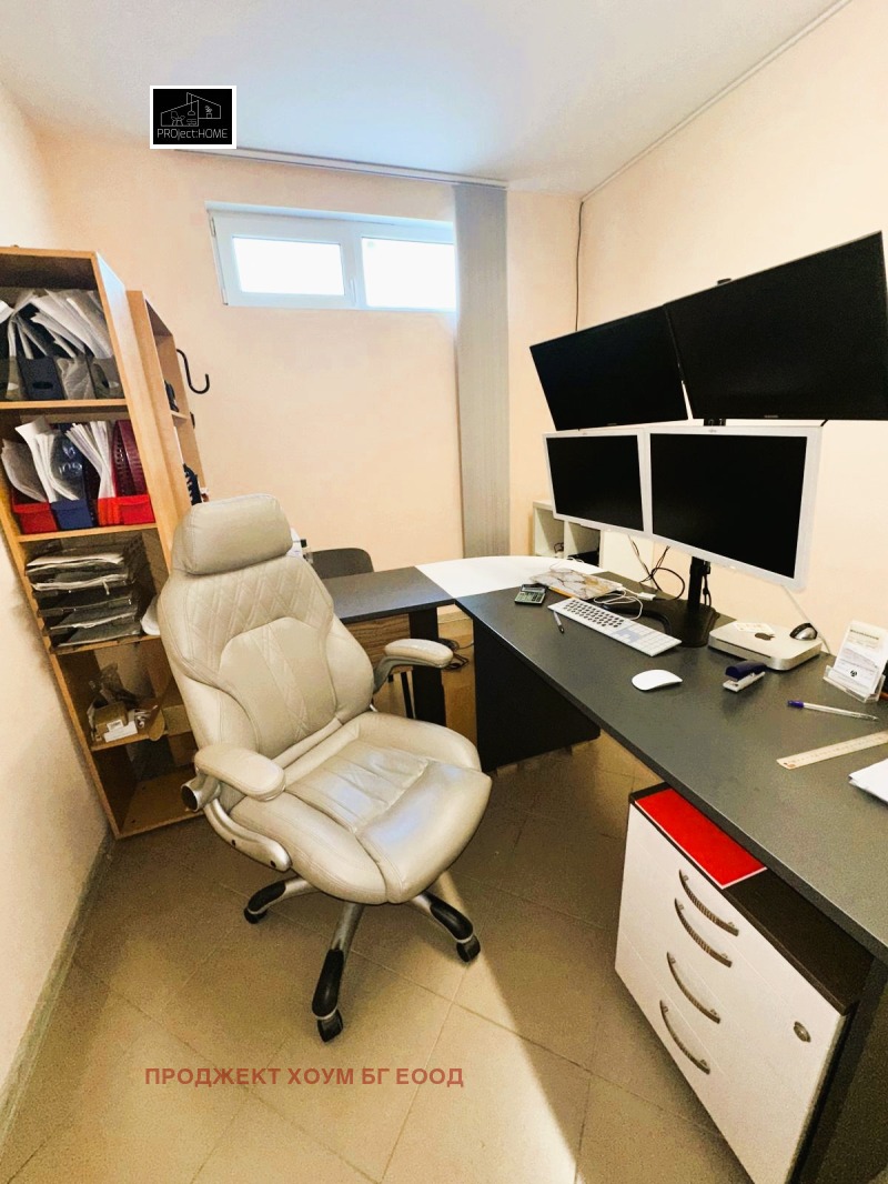 Продава  Склад област Бургас , к.к. Слънчев бряг , 280 кв.м | 93674746 - изображение [15]