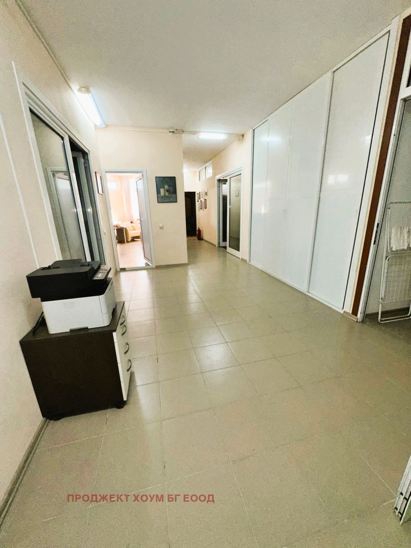 Продава  Склад област Бургас , к.к. Слънчев бряг , 280 кв.м | 93674746 - изображение [4]