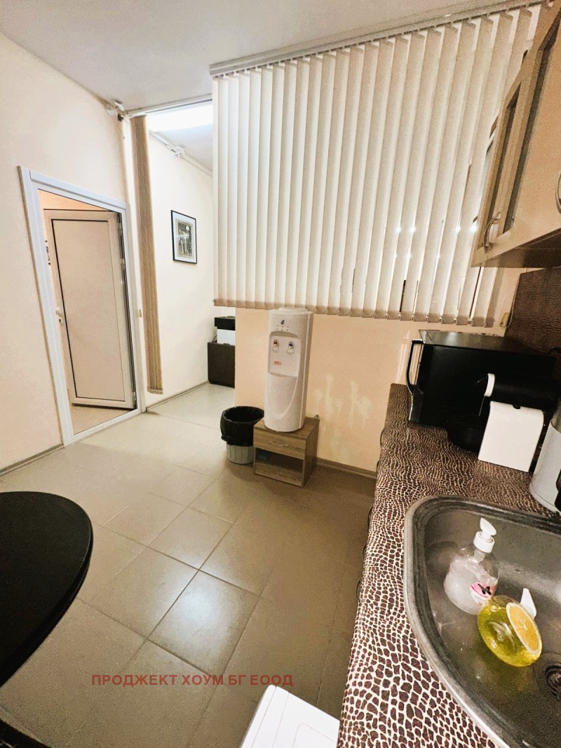 Продава  Склад област Бургас , к.к. Слънчев бряг , 280 кв.м | 93674746 - изображение [13]