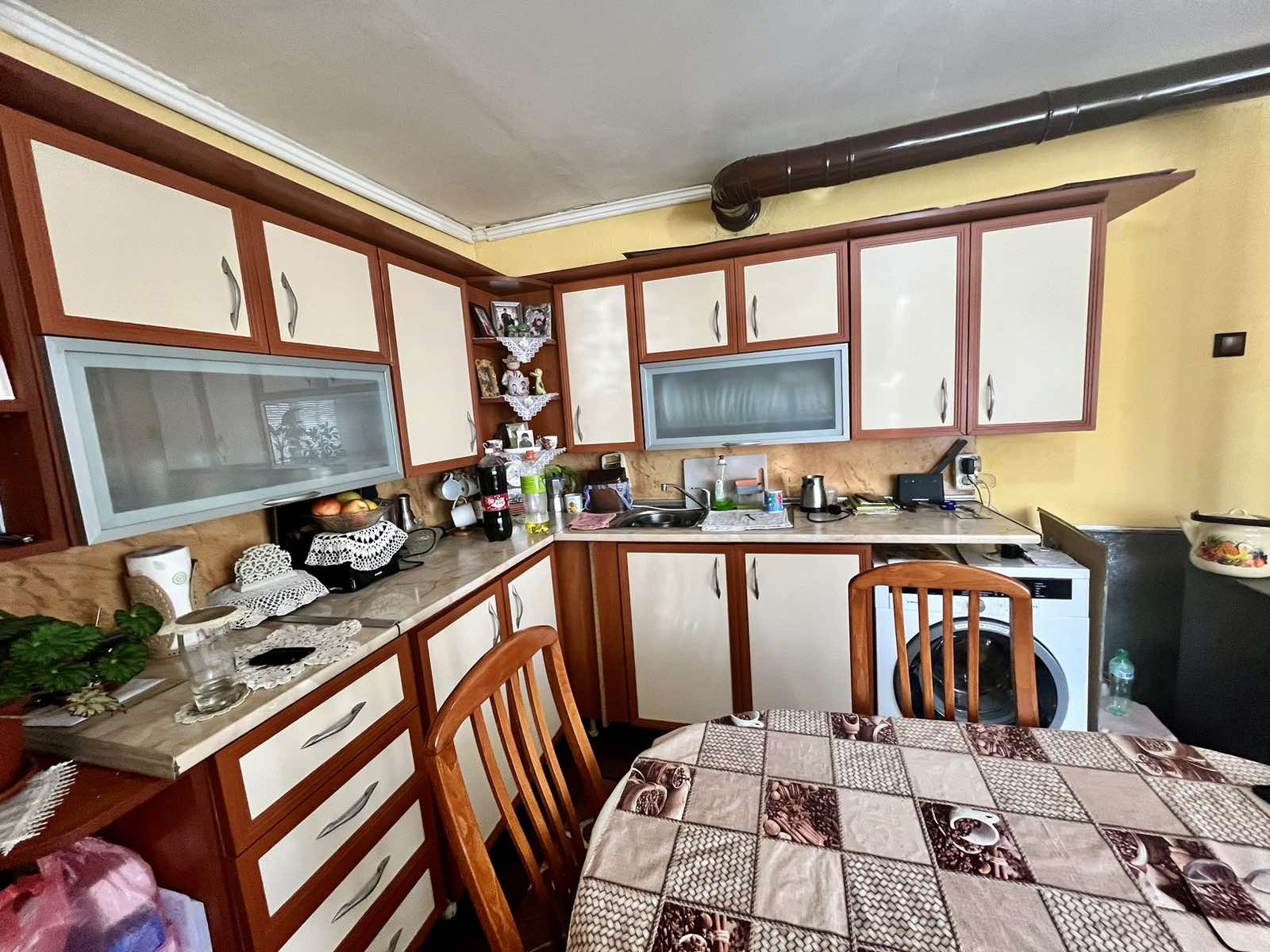 Продава КЪЩА, с. Василево, област Добрич, снимка 3 - Къщи - 54363280