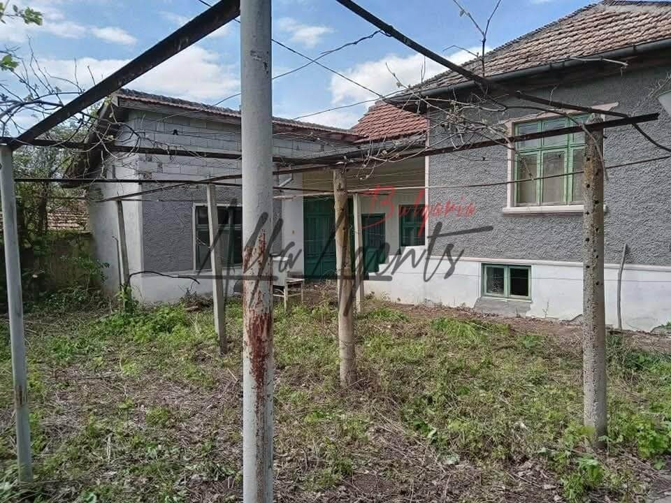 Продава КЪЩА, с. Блъсково, област Варна, снимка 2 - Къщи - 54941159