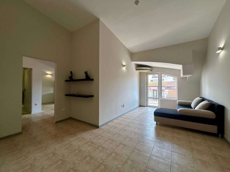 Продава 3-СТАЕН в област Бургас, гр. Свети Влас - 70 кв.м / 102 000 € » 199 494.66 лв., РИЧ