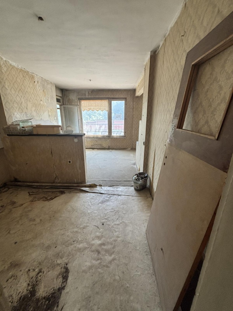 For Sale  3+ bedroom Sofia , Druzhba 2 , 112 sq.m | 27692857 - image [2]