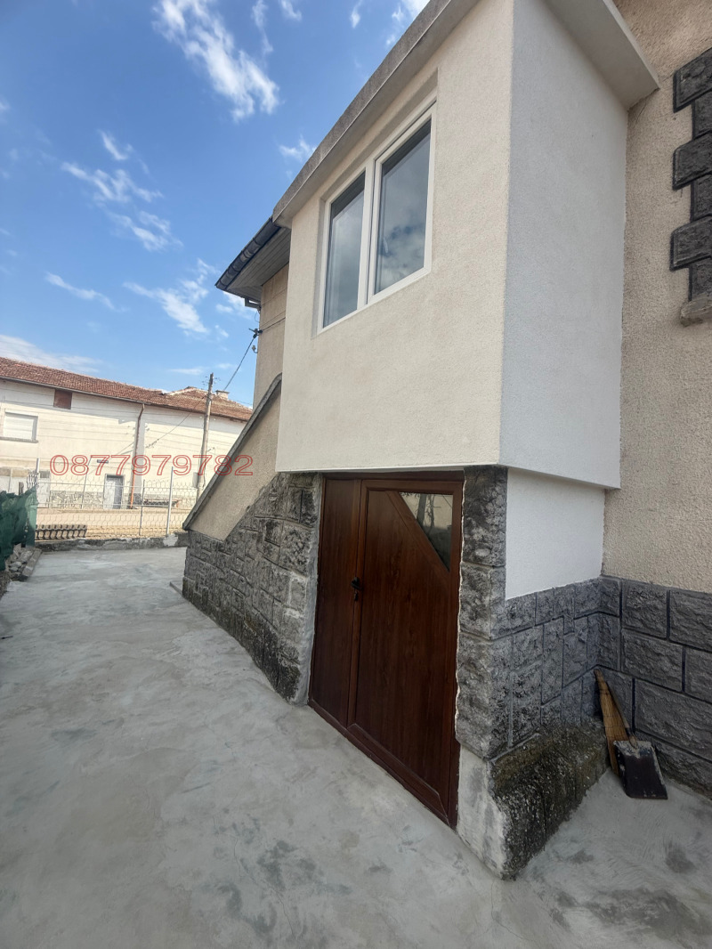 Продава КЪЩА, с. Склаве, област Благоевград, снимка 8 - Къщи - 52706209