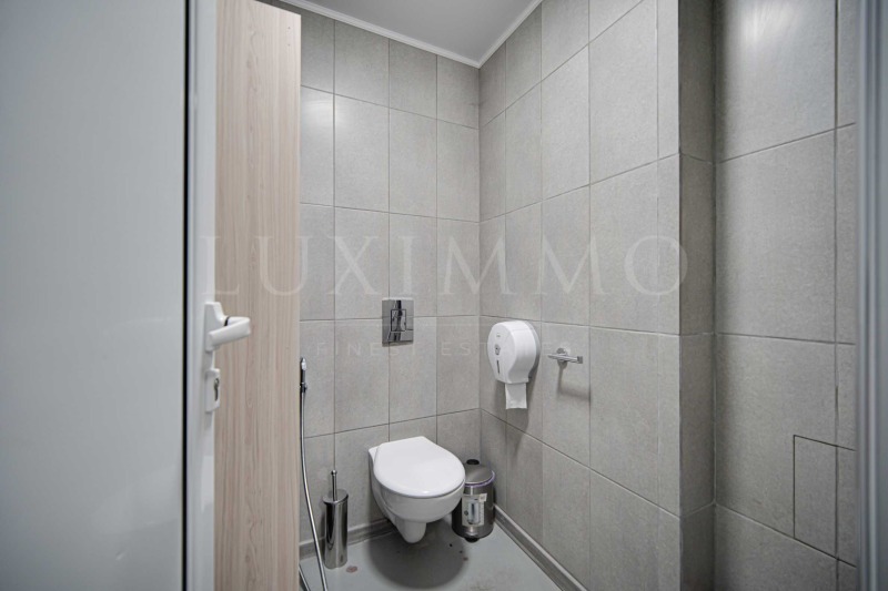 Till salu  Lagring Sofia , German , 287 kvm | 31334774 - bild [9]
