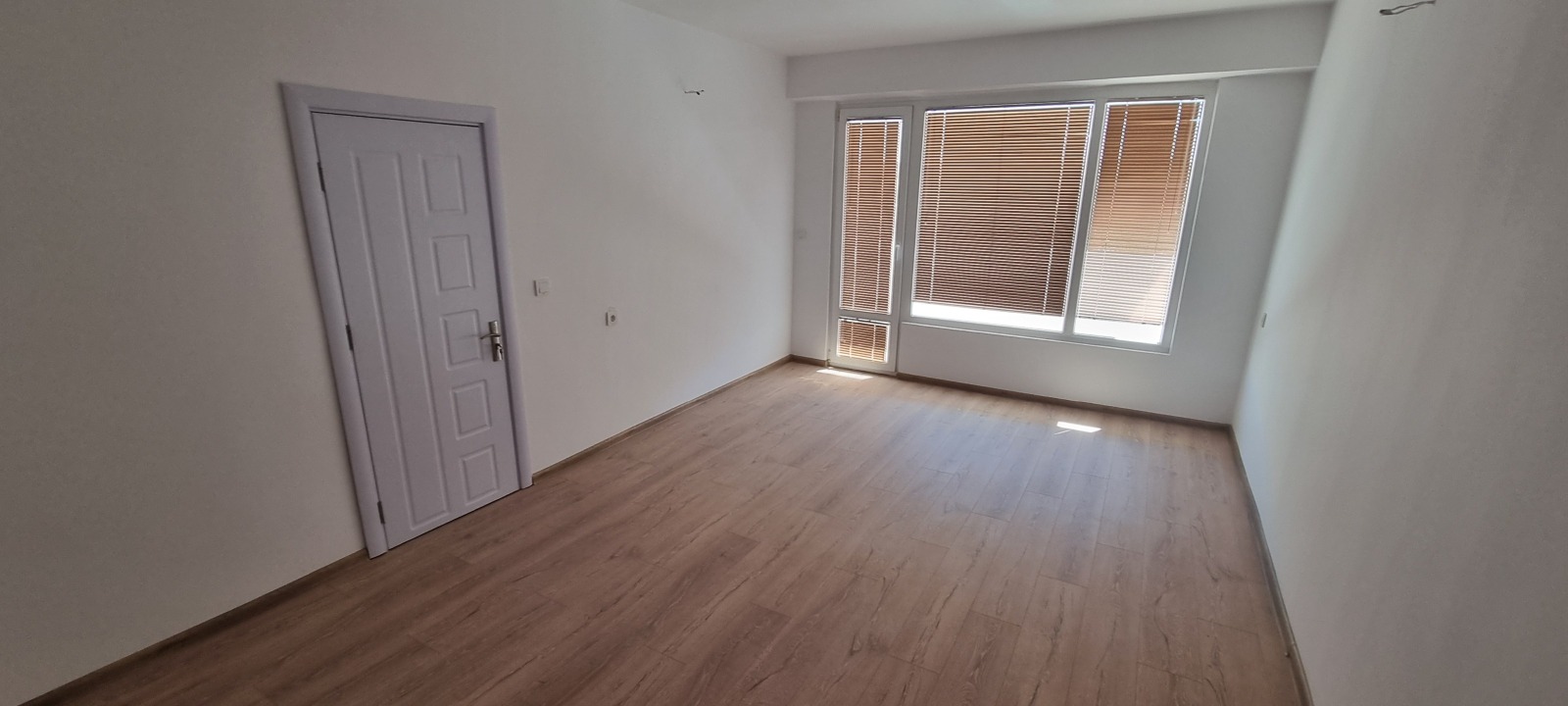 Продава 2-СТАЕН, гр. Разград, Орел, снимка 6 - Апартаменти - 56010287