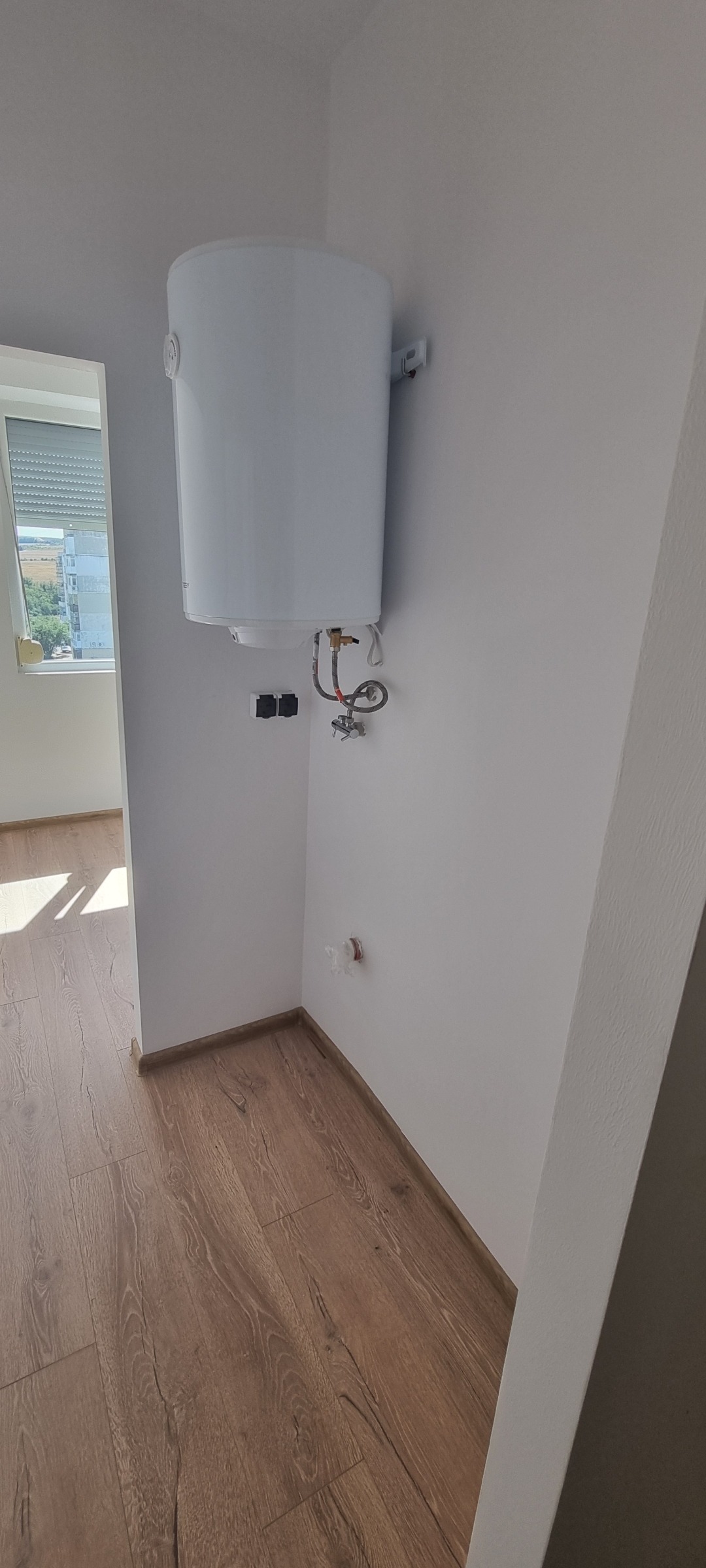 Продава 2-СТАЕН, гр. Разград, Орел, снимка 9 - Апартаменти - 56010287