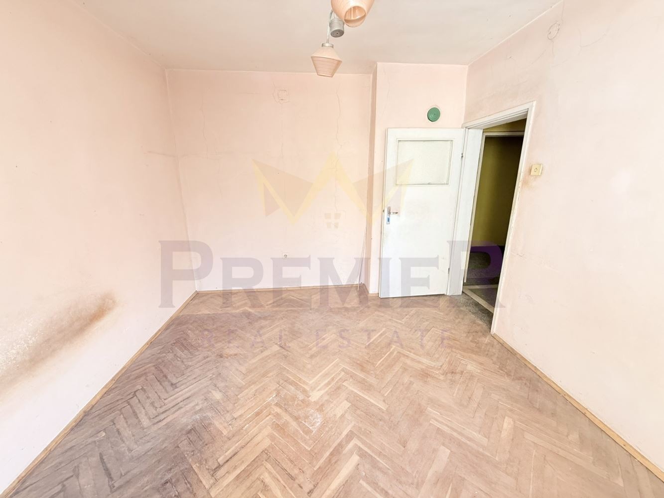 Продава 4-СТАЕН, гр. Варна, Централна поща, снимка 4 - Апартаменти - 55379051