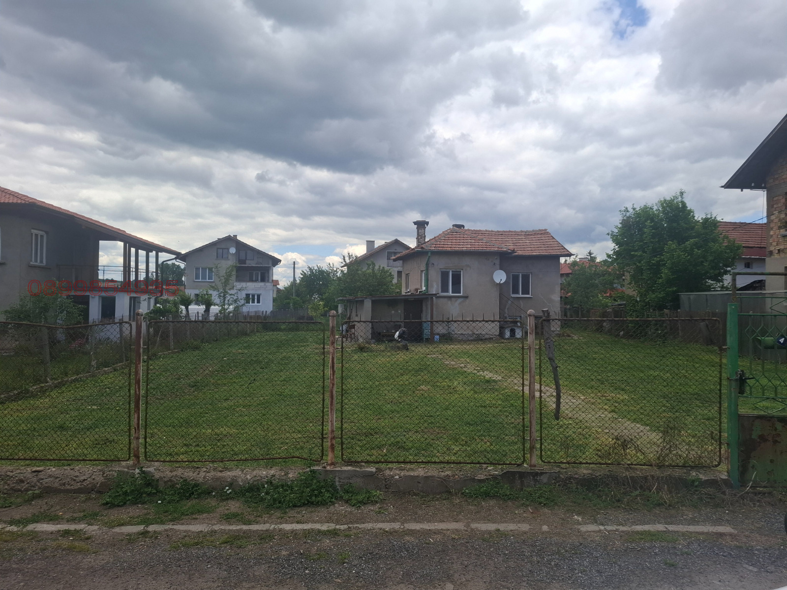 Продава КЪЩА, с. Студена, област Перник