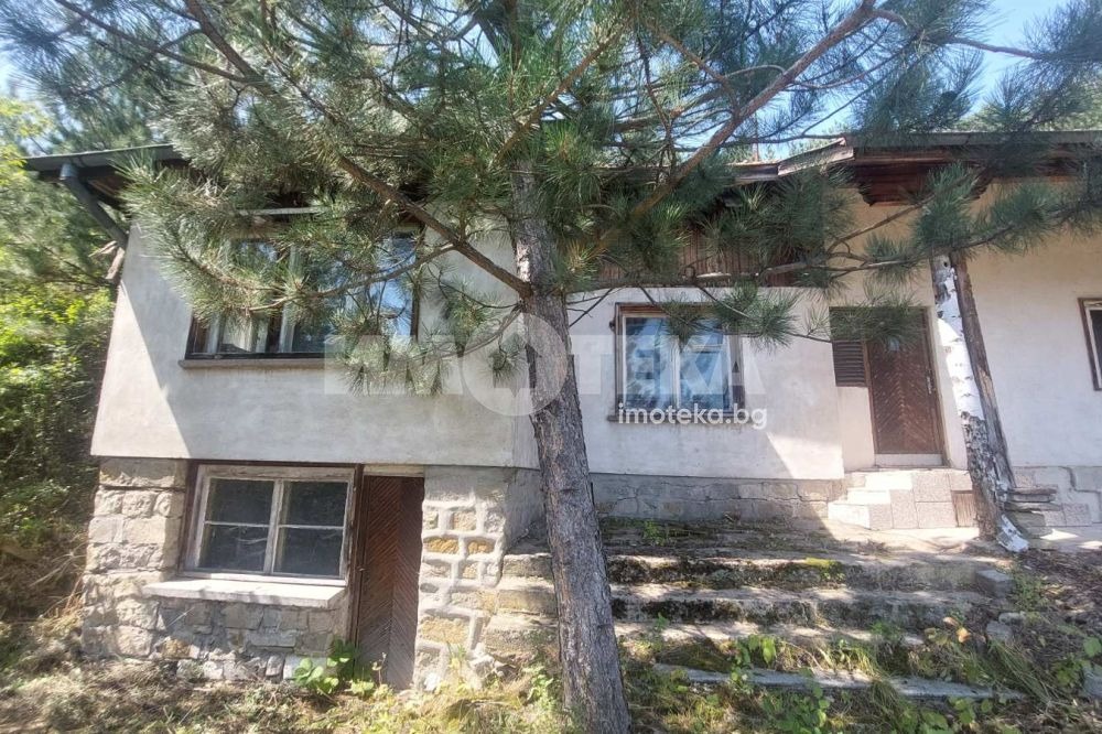 Продава КЪЩА, с. Пожарево, област София област
