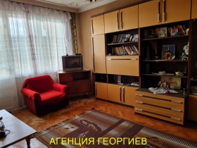 Продажба на имоти в гр. Горна Оряховица, област Велико Търново — страница 7 - изображение 12 