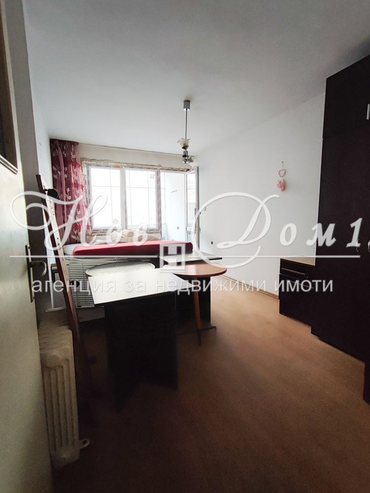 Продава 3-СТАЕН, гр. Варна, Лятно кино Тракия, снимка 3 - Апартаменти - 52447673