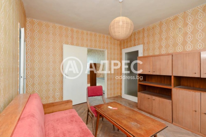 Продава МНОГОСТАЕН, гр. Бургас, Възраждане, снимка 4 - Апартаменти - 52444645