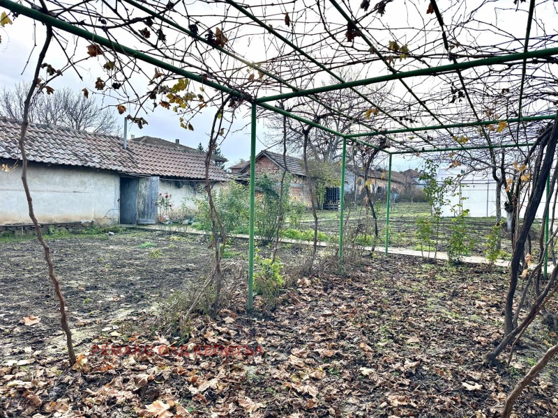 Продава КЪЩА, с. Драгомирово, област Велико Търново, снимка 6 - Къщи - 52562624