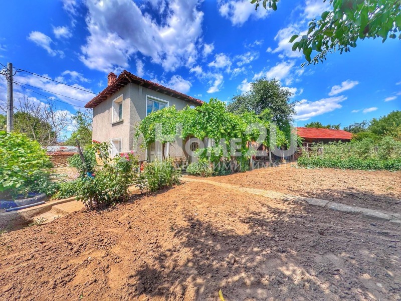 Продава  Къща област Пловдив , с. Домлян , 160 кв.м | 72480321