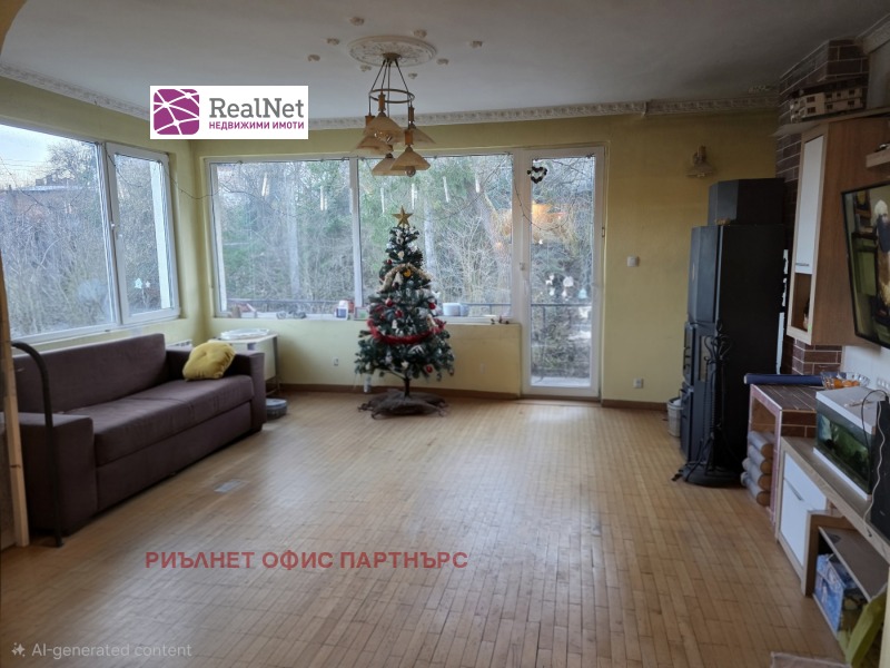 Продава КЪЩА, с. Долни Окол, област София област