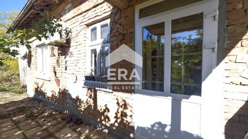 Продава КЪЩА, с. Макариополско, област Търговище, снимка 2 - Къщи - 53677579