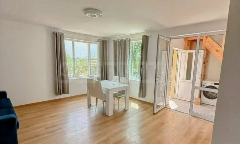 Продава КЪЩА, с. Бенковски, област Варна, снимка 3 - Къщи - 52387149