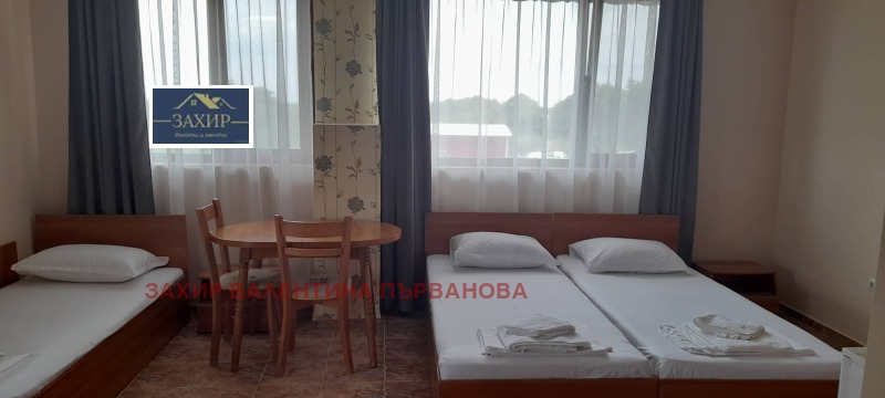 Продава ХОТЕЛ, гр. Каварна, област Добрич, снимка 9 - Хотели - 53456877