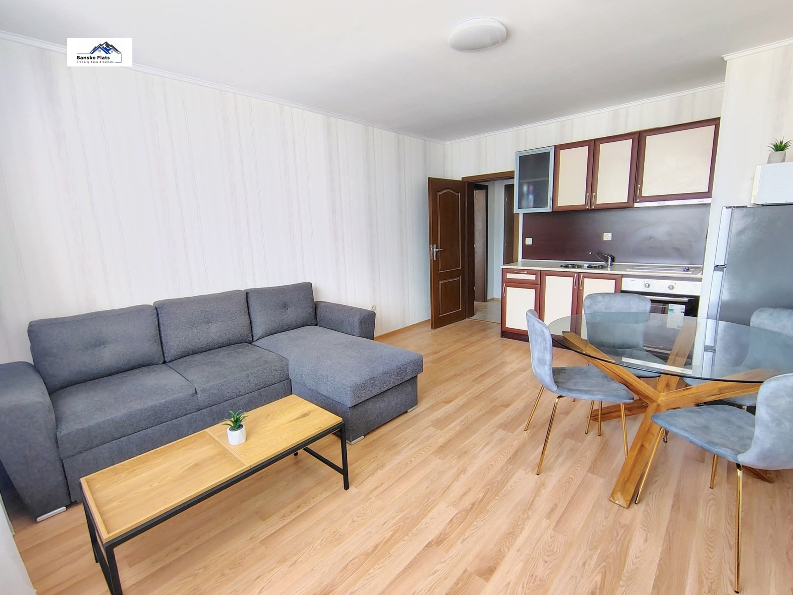 Продава 2-СТАЕН, гр. Банско, област Благоевград, снимка 2 - Апартаменти - 54060724