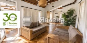 3+ bedroom k.k. Zlatni pyasatsi, Varna