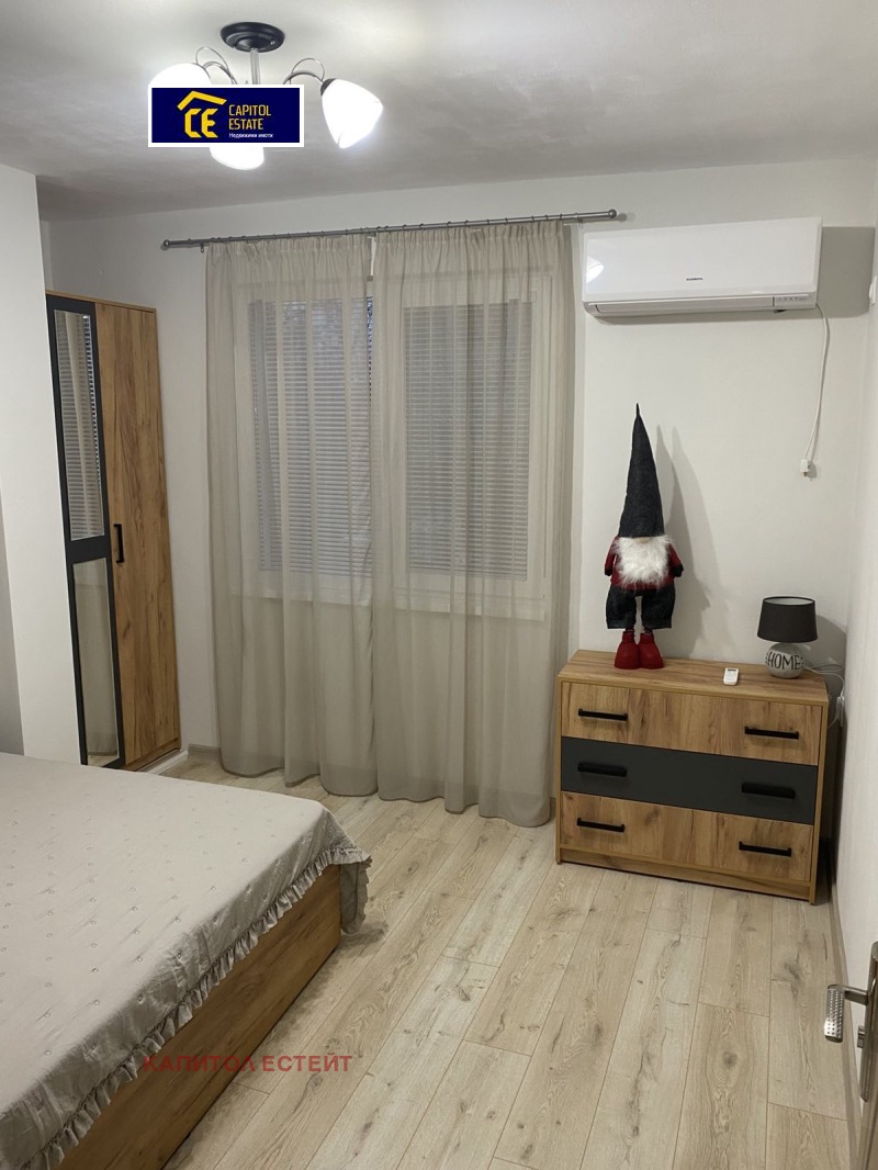 Продава 2-СТАЕН, гр. Плевен, Широк център, снимка 2 - Апартаменти - 52621800