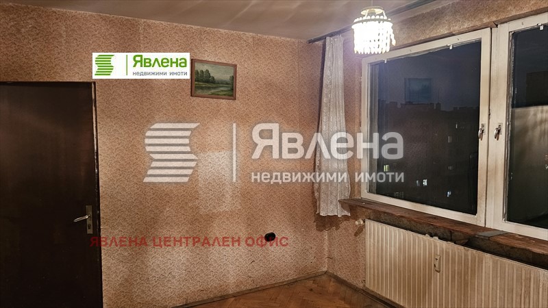 Продава 3-СТАЕН, гр. София, Света Троица, снимка 2 - Aпартаменти - 48133413