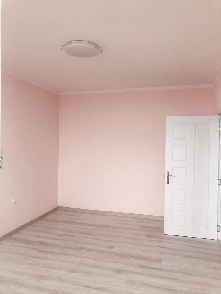 Eladó  2 hálószobás Sofia , Krasno selo , 70 négyzetméter | 89782353