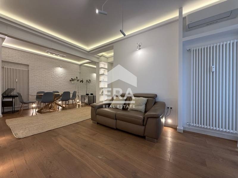 Продава 3-СТАЕН, гр. София, Център, снимка 2 - Апартаменти - 52987525