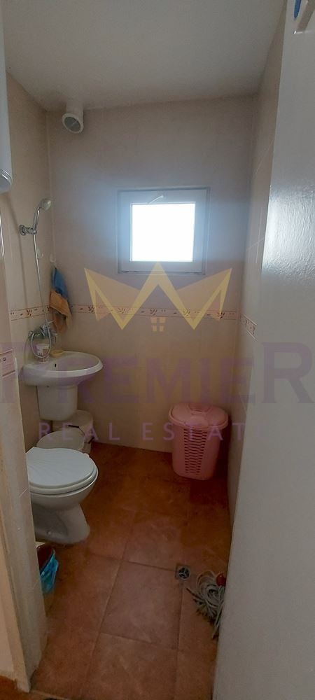 Продава КЪЩА, гр. Айтос, област Бургас, снимка 12 - Къщи - 53105766