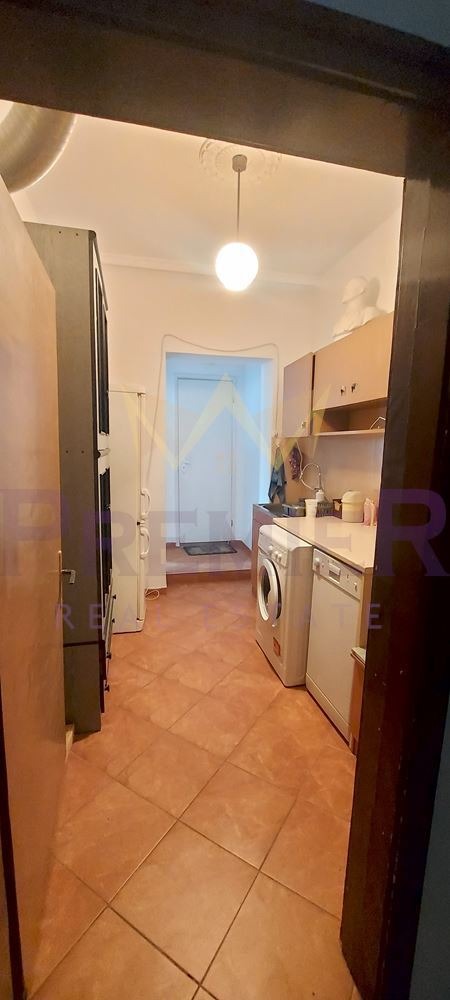 Продава КЪЩА, гр. Айтос, област Бургас, снимка 11 - Къщи - 53105766
