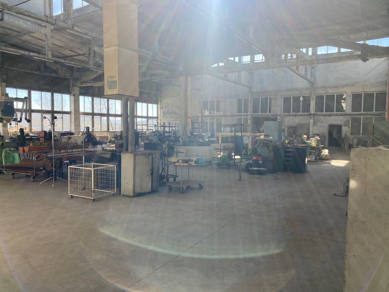 Продава ПРОМ. ПОМЕЩЕНИЕ в област Благоевград, гр. Гоце Делчев - 1700 кв.м / 282 000 € » 551 544.06 лв., ПИРИН ИМОТИ