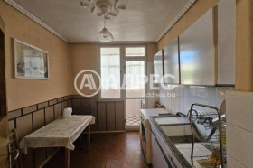 2 quartos Centar, Iambol 6