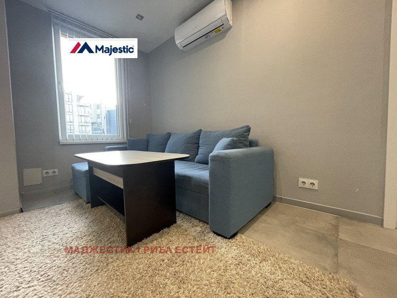 Продава  2-стаен, град София, Студентски град •  142 000 EUR • ID 79512621 — holmes.bg - [1] 