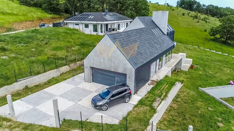 Myytävänä  Talo Varna , Zvezditsa , 326 neliömetriä | 35293311 - kuva [11]