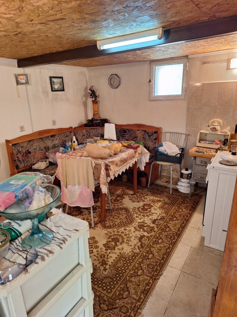 Продава КЪЩА, с. Бистрец, област Бургас, снимка 10 - Къщи - 52960956