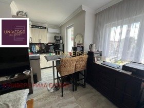 Myytävänä Studio