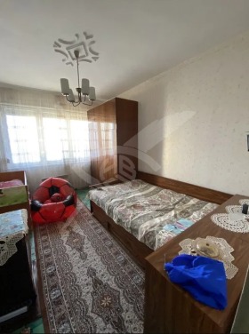 2 Schlafzimmer Karnobat, region Burgas 2