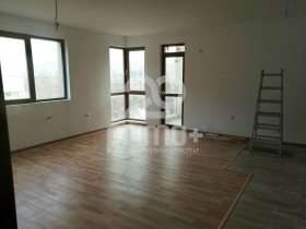 3 ložnice Bankja, Sofia