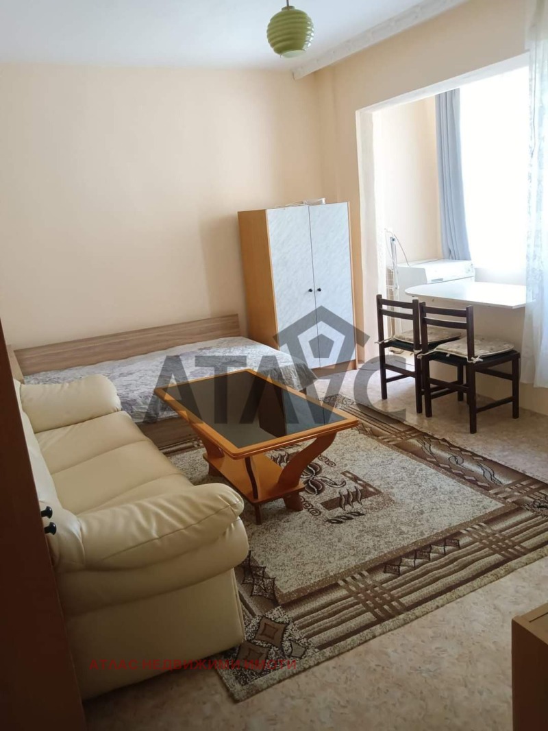 Myytävänä  Studio Plovdiv , Trakija , 37 neliömetriä | 55022710