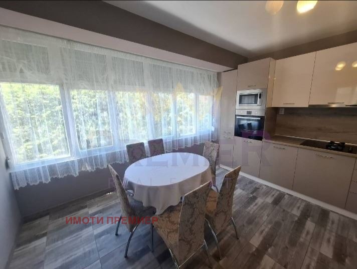 Продава 3-СТАЕН, гр. Бургас, Център, снимка 3 - Апартаменти - 53370653