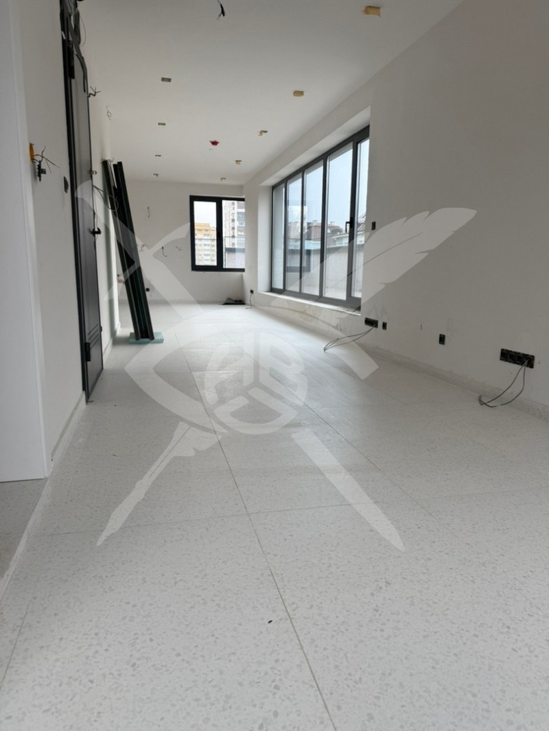 Продава ОФИС, гр. София, Бъкстон