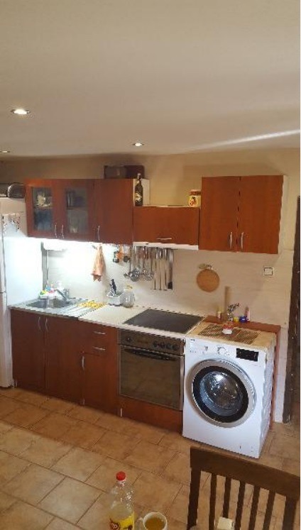 Продава КЪЩА, с. Мадара, област Шумен, снимка 2 - Къщи - 55794803