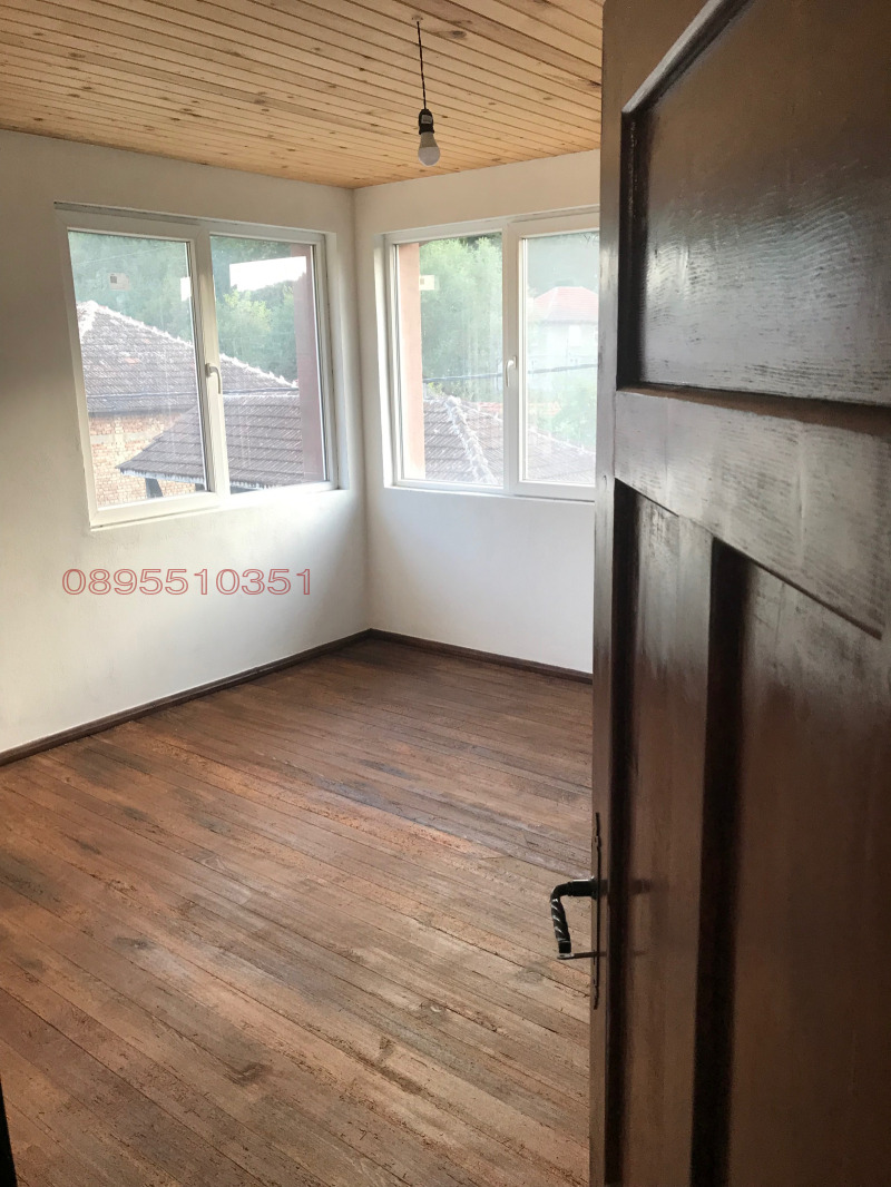 Продава КЪЩА, гр. Трявна, област Габрово, снимка 3 - Къщи - 52782796