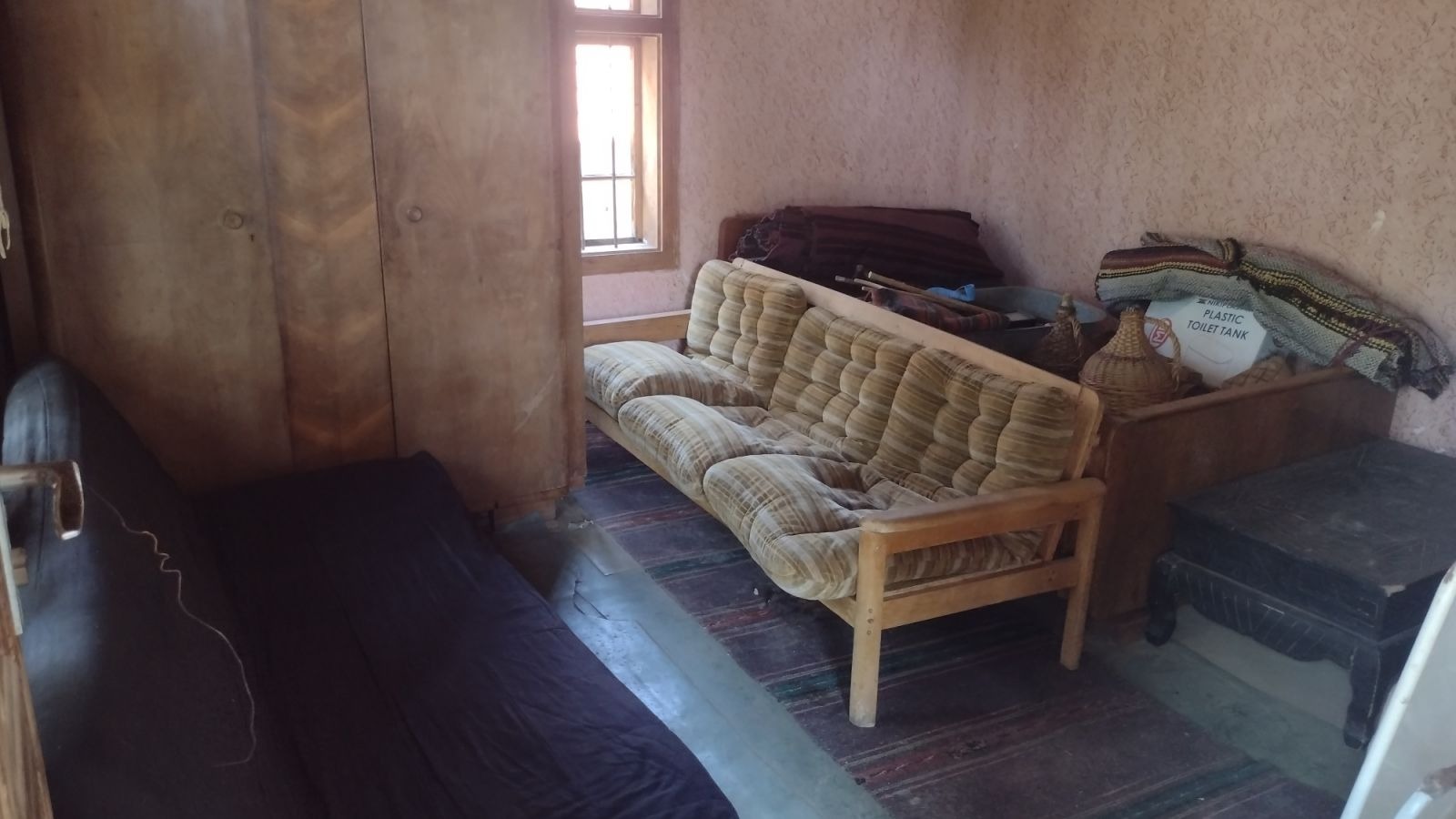 Продава КЪЩА, с. Радотина, област София област, снимка 5 - Къщи - 54109481