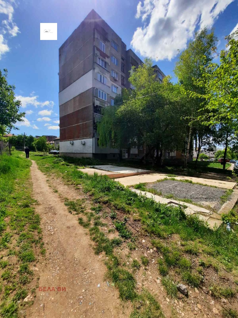 Продава 2-СТАЕН в област Перник, гр. Радомир - 64 кв.м / 33 000 € » 64 542.39 лв., БЕЛА ВИ