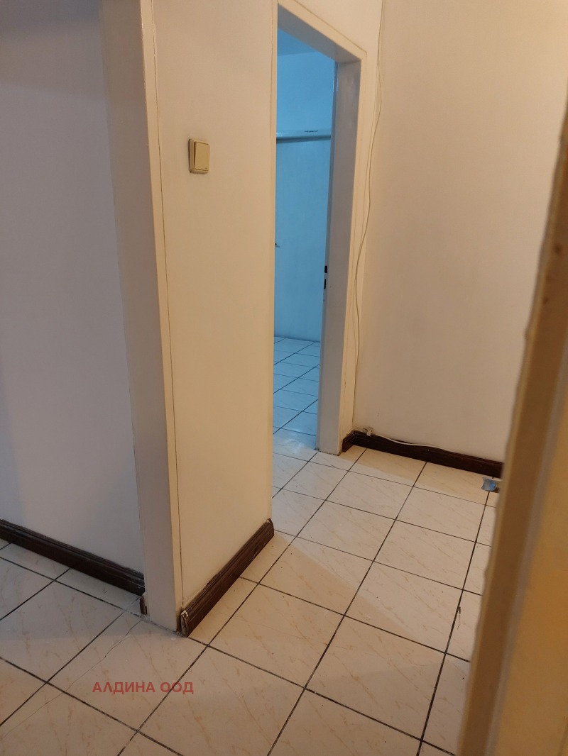 In vendita  2 camere da letto Pernik , Iztok , 86 mq | 62064015 - Immagine [4]